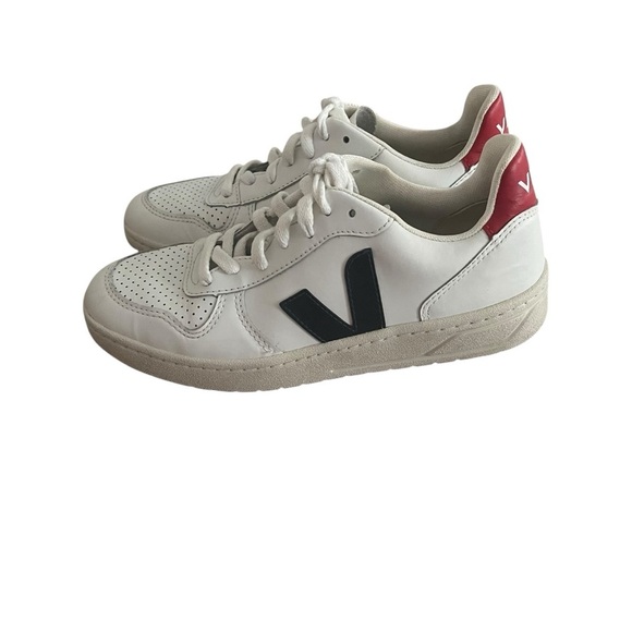 Veja Women's White and Black Sneakers Women Size 7 - Picture 5 of 10
